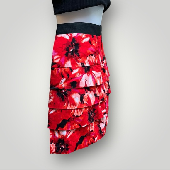 Larry Levine Hawaiian Floral Skirt - Picture 2 of 16